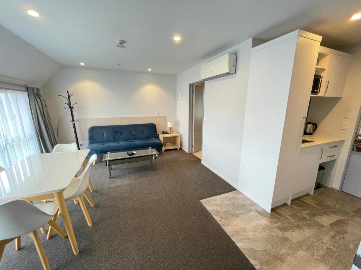 2 On Whiteleigh And 239 On Lincoln Motel Christchurch Buitenkant foto A one-bedroom apartment at the hotel