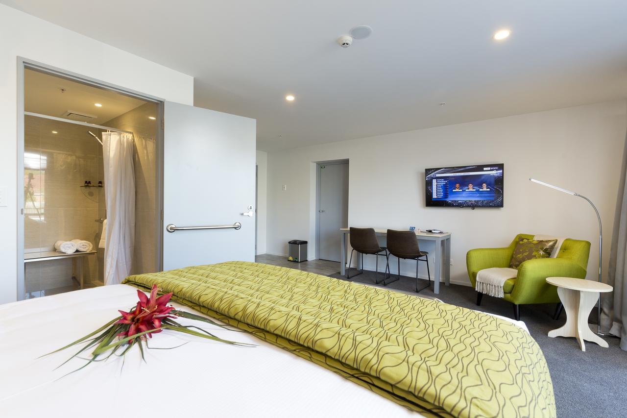 2 On Whiteleigh And 239 On Lincoln Motel Christchurch Buitenkant foto A room at the hotel