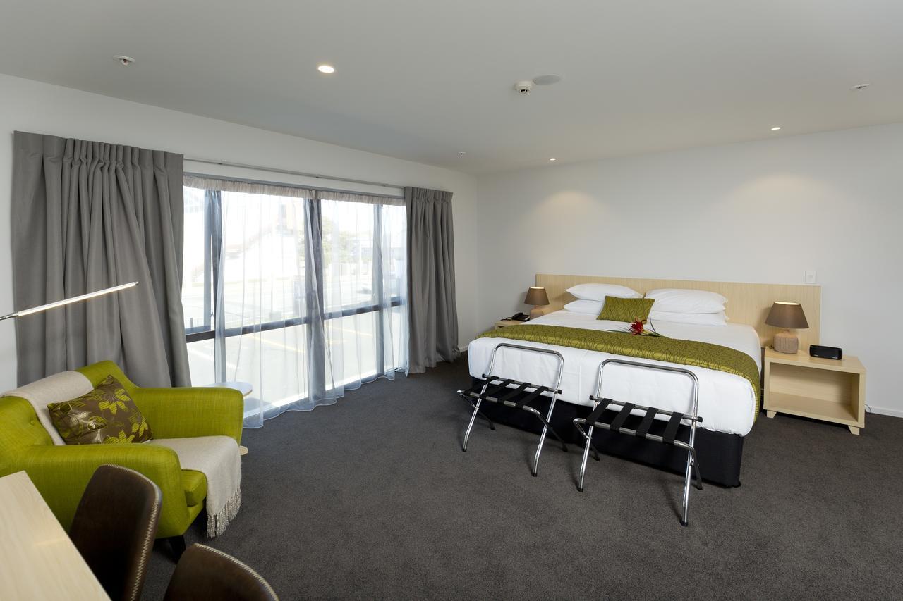 2 On Whiteleigh And 239 On Lincoln Motel Christchurch Buitenkant foto A typical hotel room