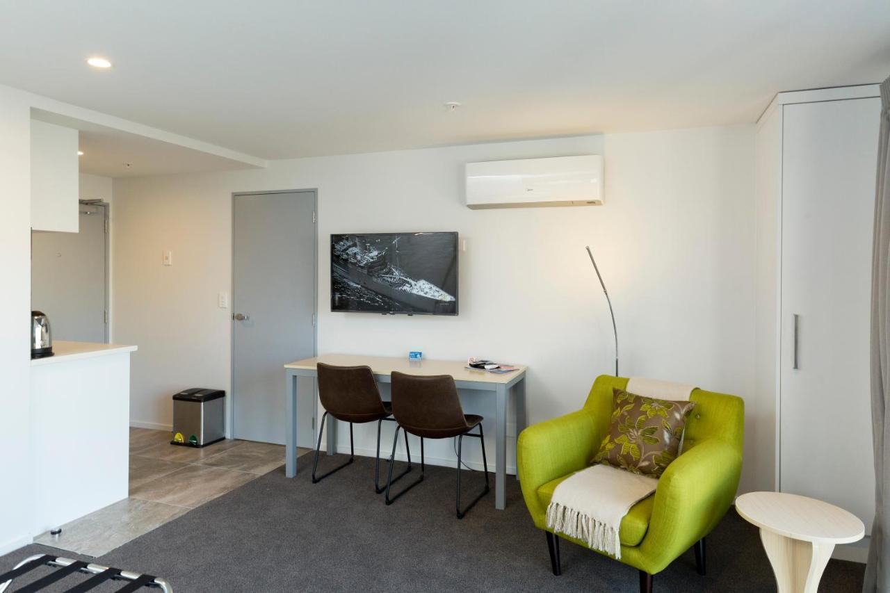 2 On Whiteleigh And 239 On Lincoln Motel Christchurch Kamer foto A typical one-bedroom apartment at the hotel